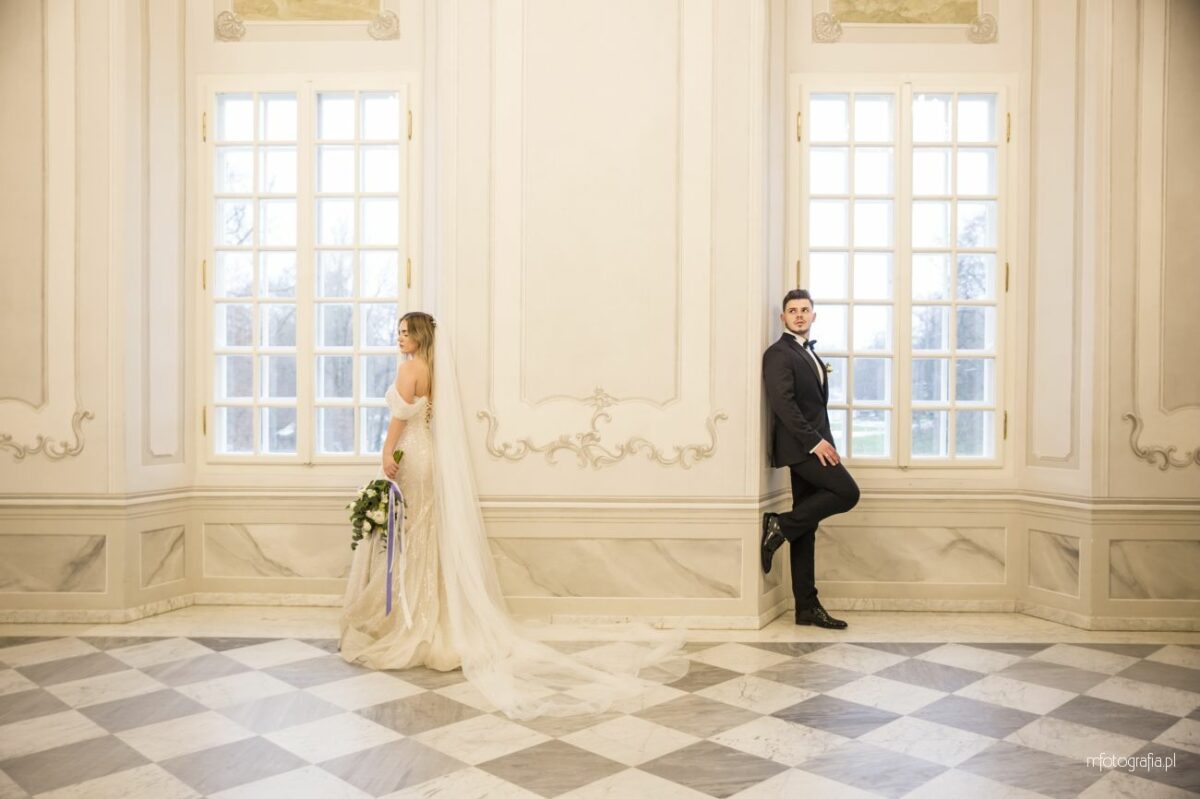 Zimowa sesja poślubna w stylu glamour – Pałac Popielów Kurozwęki – Katarzyna i Piotr